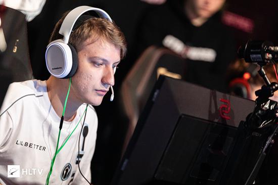 BLG星纪魅族战队创新无显示器电竞比赛